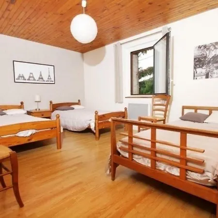 House Mistral 2 *